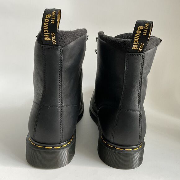 New Dr. Martens 1460 Pascal Lined Warmwair Boots Men 12 main image 4